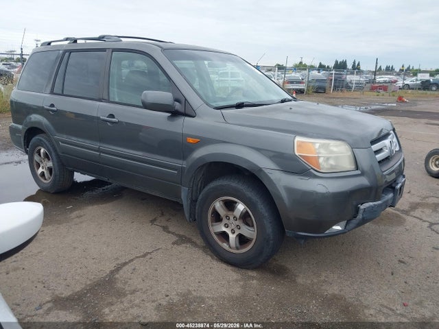 Salvage Honda Pilot Image