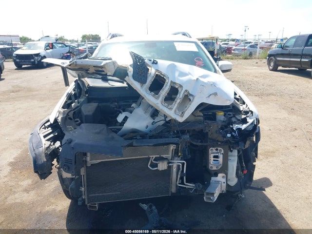 Jeep Cherokee Altitude 4x4