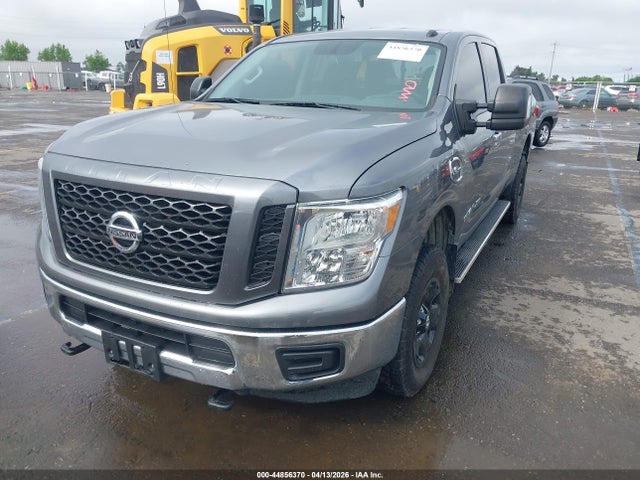 Nissan Titan Sv Gas