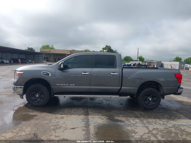 Nissan Titan Sv Gas