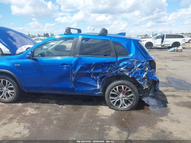 Mitsubishi Outlander 2.0 Se