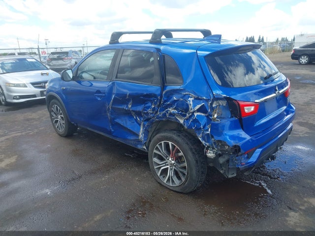 Mitsubishi Outlander 2.0 Se