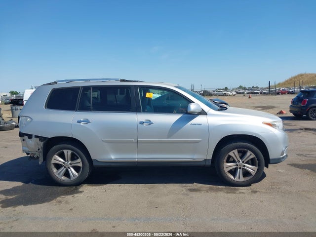Toyota Highlander Limited V6