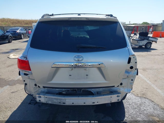 Toyota Highlander Limited V6