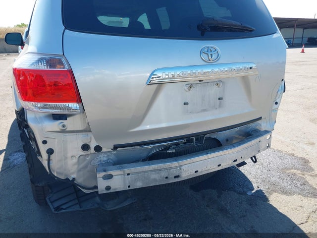 Toyota Highlander Limited V6