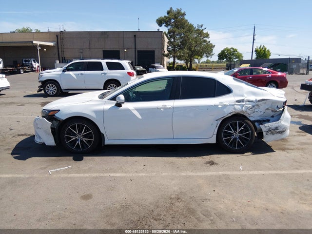 Toyota Camry Se