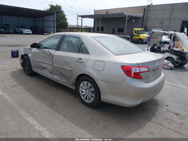 Toyota Camry Le