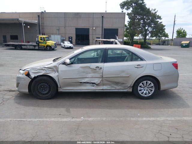Toyota Camry Le