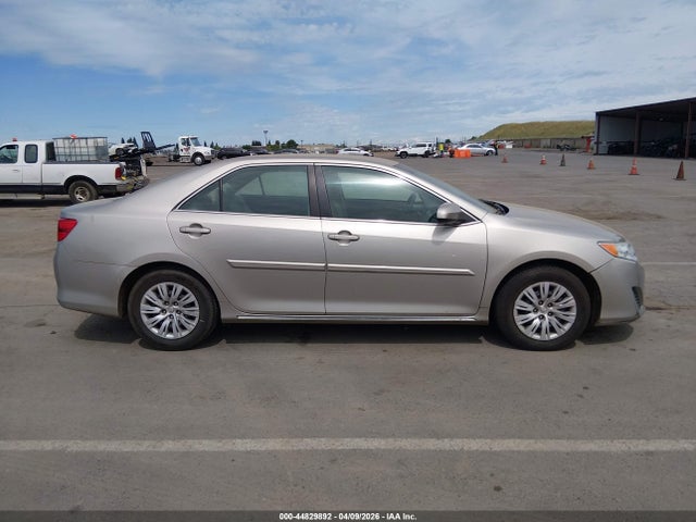 Toyota Camry Le