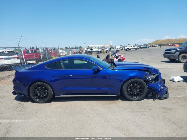 Ford Mustang V6