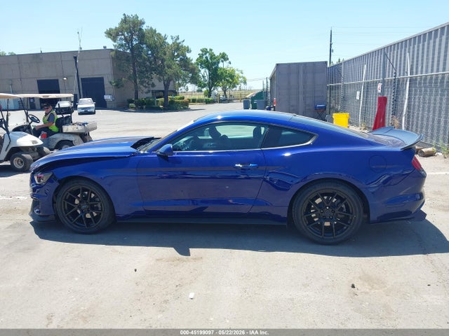 Ford Mustang V6