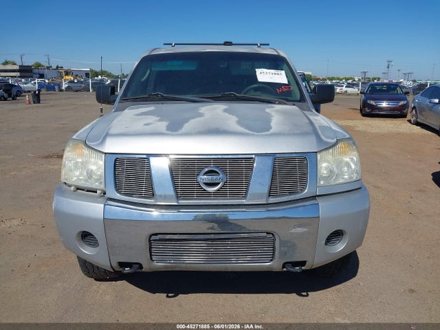 Nissan Titan Se