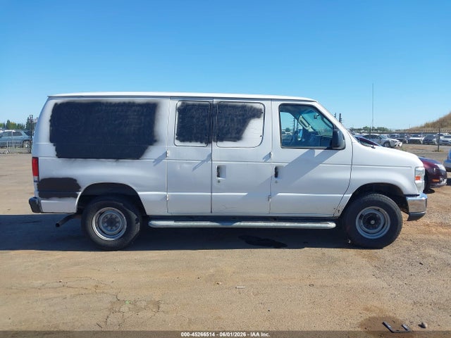Ford E-250 Commercial
