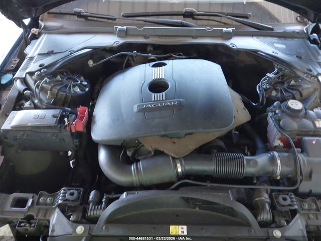 Jaguar XE 25t Premium