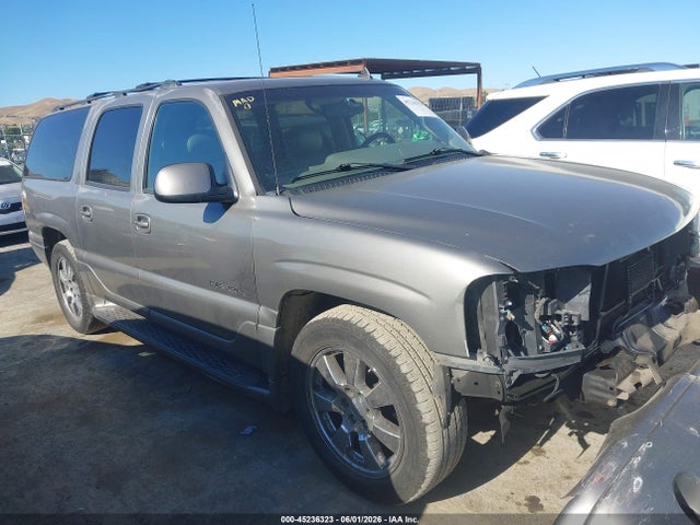 Salvage GMC Yukon Image