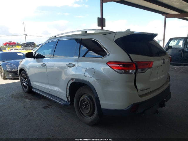 Toyota Highlander Se