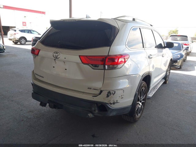 Toyota Highlander Se