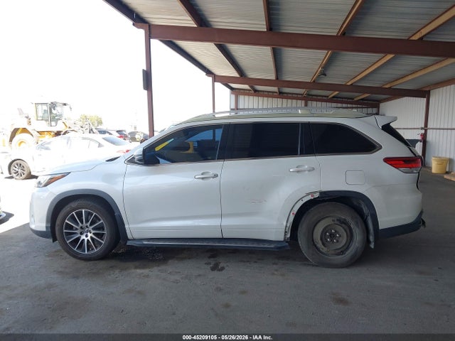 Toyota Highlander Se