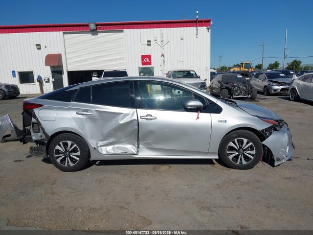 Toyota Prius Prime Plus