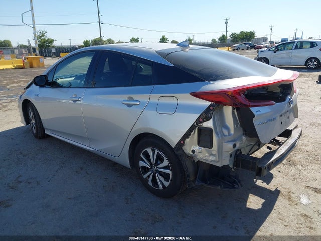 Toyota Prius Prime Plus