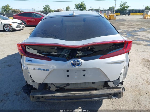 Toyota Prius Prime Plus