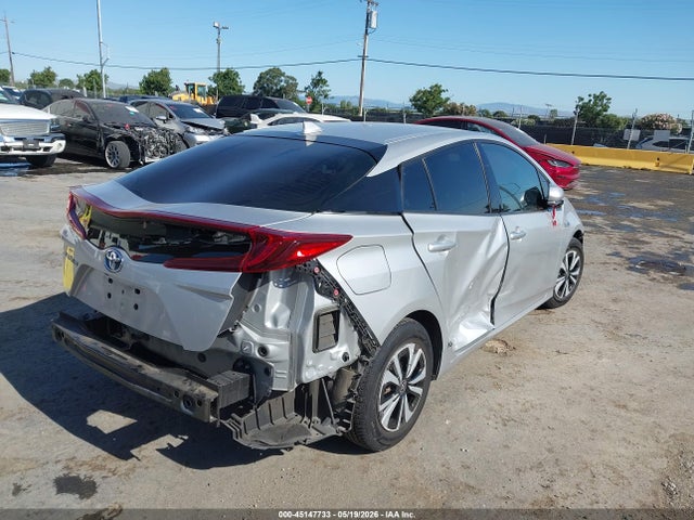 Toyota Prius Prime Plus