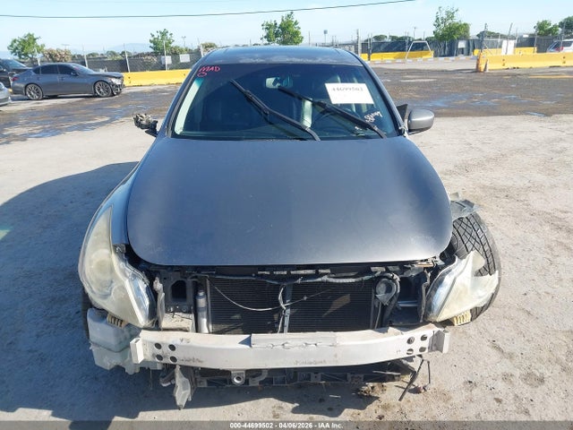 INFINITI G37 Journey