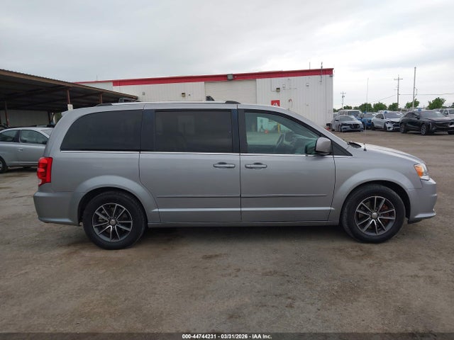 Dodge Grand Caravan Sxt
