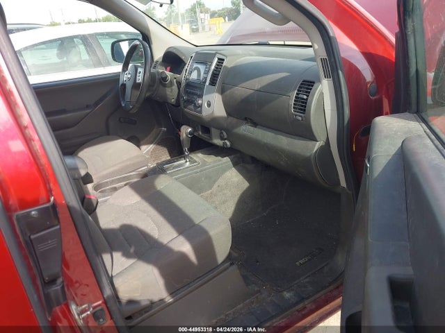 Nissan Frontier S