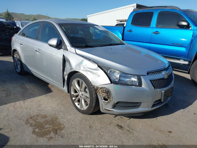 Salvage Chevrolet Cruze Image