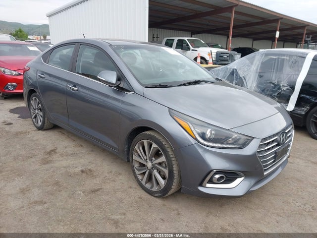 Salvage Hyundai ACCENT Image