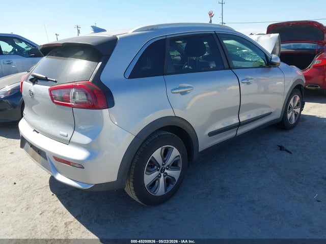 Kia Niro Lx