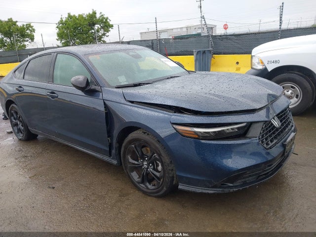 Salvage Honda Accord Image