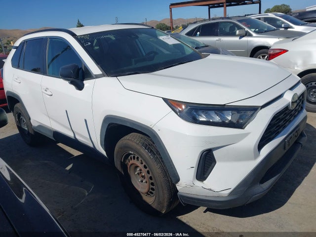 Salvage Toyota RAV4 Image
