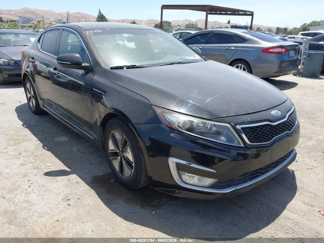 Salvage Kia Optima Image