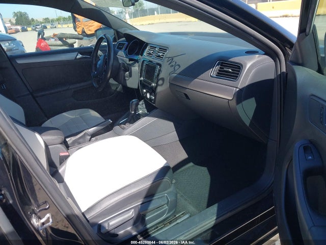 Volkswagen Jetta 1.8t Sport