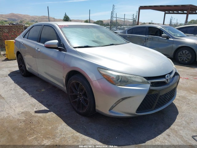 Salvage Toyota Camry Image