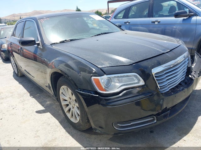 Salvage Chrysler 300 Image