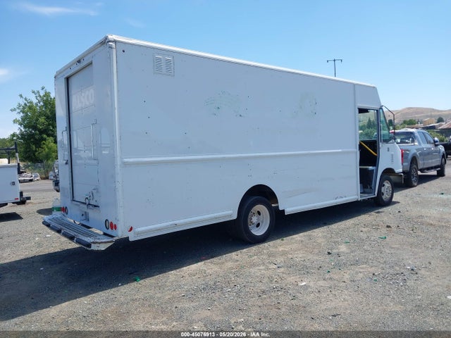 Ford F-59 Commercial Stripped