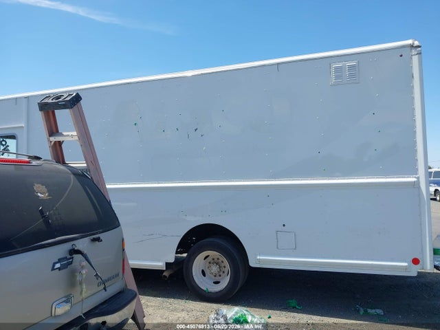 Ford F-59 Commercial Stripped