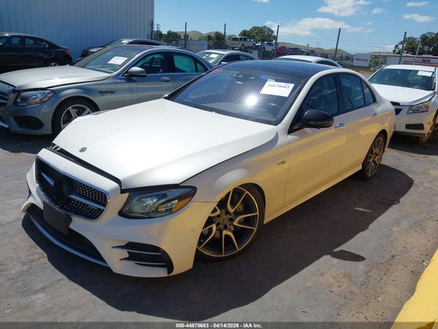 Mercedes-Benz E-Class 4matic