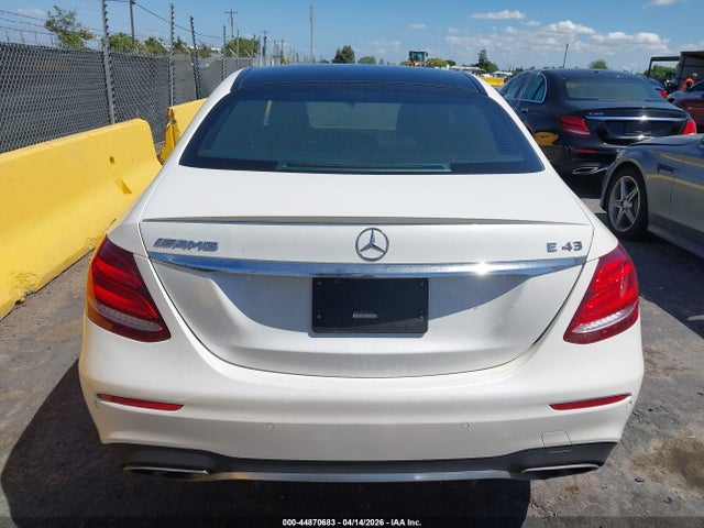 Mercedes-Benz E-Class 4matic