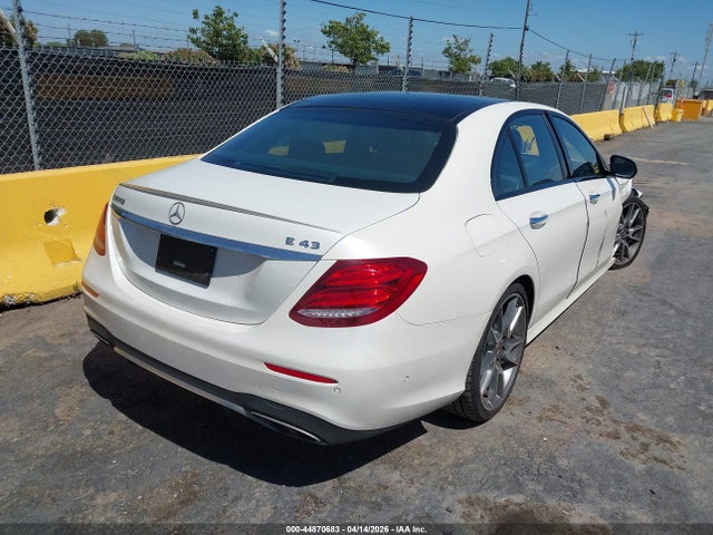 Mercedes-Benz E-Class 4matic