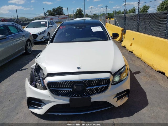 Mercedes-Benz E-Class 4matic