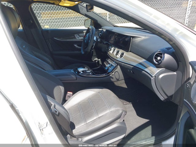 Mercedes-Benz E-Class 4matic