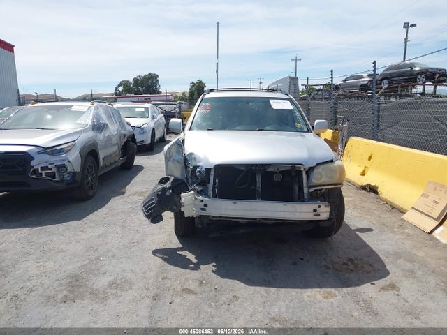 Toyota Highlander Limited V6