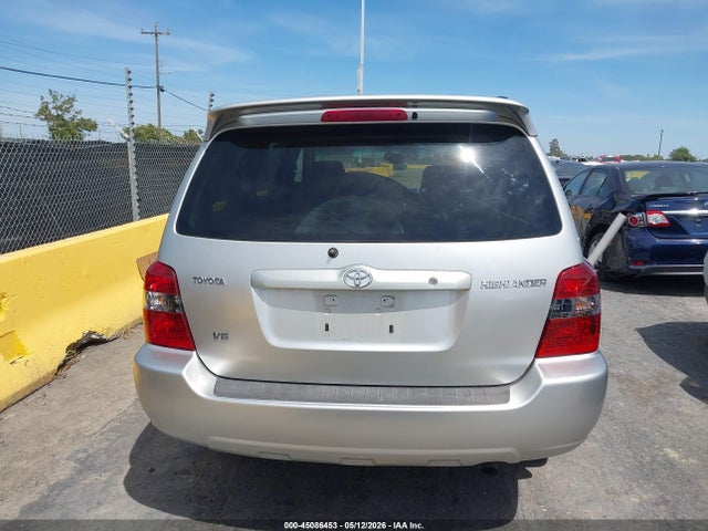 Toyota Highlander Limited V6