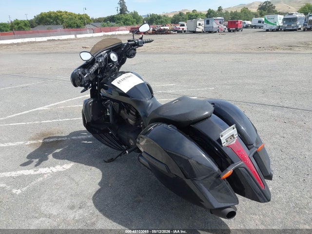 Victory Motorcycles Cross Roads 8-ball