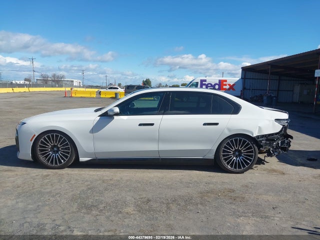 BMW i7 Edrive50