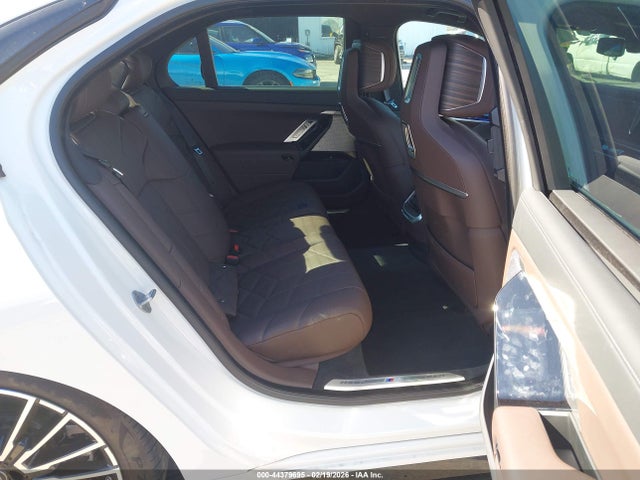 BMW i7 Edrive50